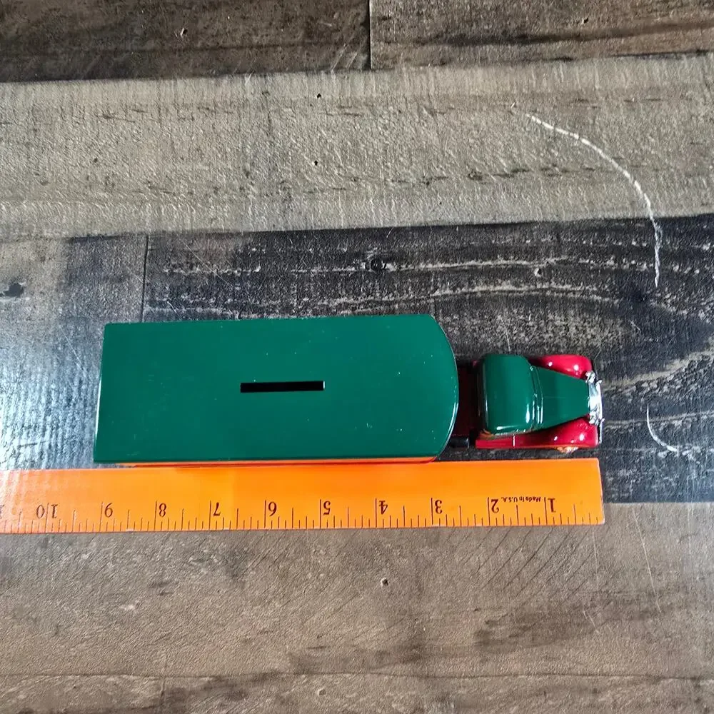 Eastwood ERTL 1937 Ford Christmas Delivery Bank